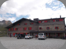 Pfitscherjochhaus (2276m)